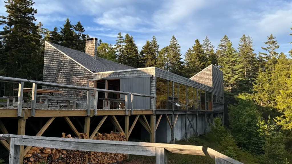 A Coastal Maine Creative Retreat: Making Bold Jewelry at Haystack School of&nbsp;Crafts